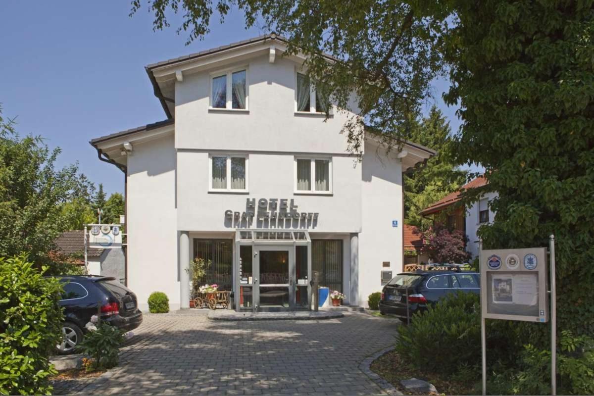 Graf Lehndorff Munich